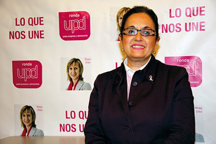 Mª Jesús Becerra, candidata por UPyD: «No apostamos por grandes obras porque no se podrían hacer»