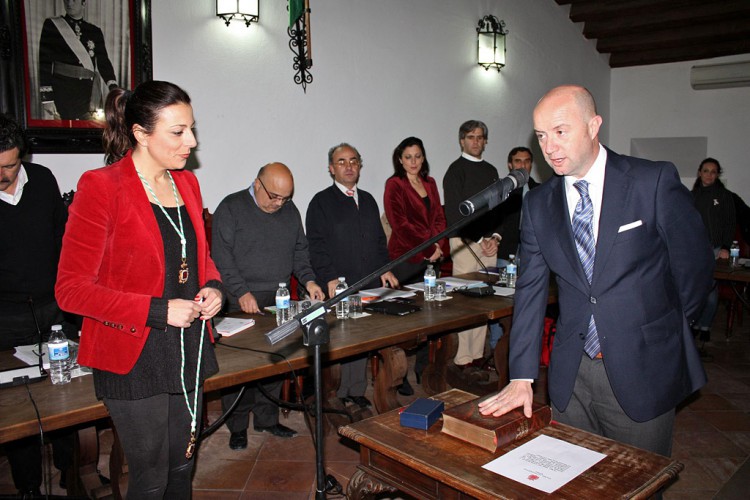 El andalucista Ángel Vázquez jura su cargo como nuevo concejal de Ronda
