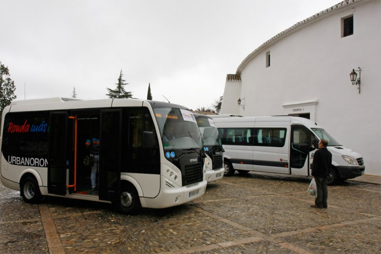 Presentado el nuevo servicio de transporte urbano de Ronda