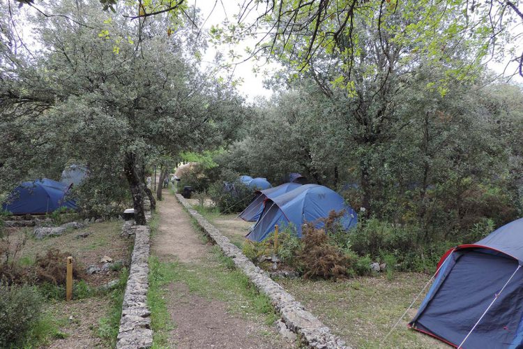 El Camping Conejeras de Parauta, en Plena Sierra de las Nieves, inicia su actividad
