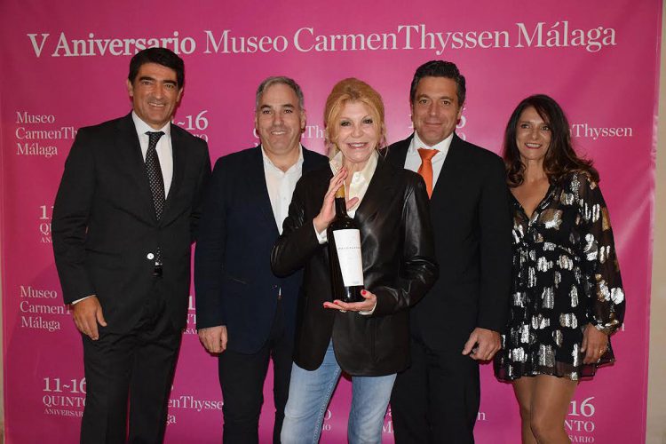El vino rondeño ‘Pasos Largos’ es elegido para abrir una exposición sobre bandoleros en el Museo Thyssen de Málaga