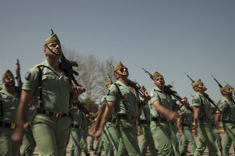 El Ministerio de Defensa convoca 114 plazas de tropa para la Legión de Ronda