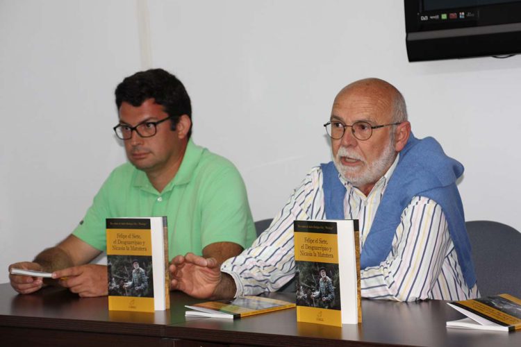 Andrés Rodríguez presenta su último libro: Tres relatos sobre ‘Felipe el Siete’, el ‘Desguarripao’ y ‘Nicasia la Matutera’