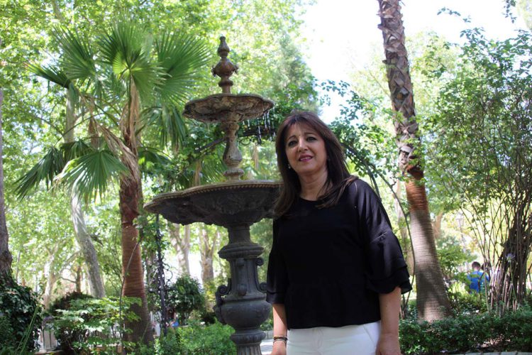 Amparo Molina, presidenta de las Damas Goyescas: «La verdad es que es una responsabilidad muy grande»