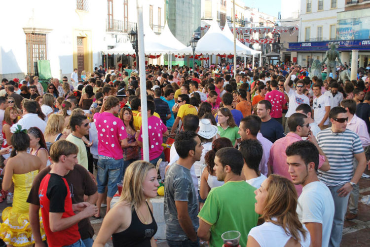 El Ayuntamiento mantendrá la prohibición de celebrar botellones durante los días de la Feria de Pedro Romero