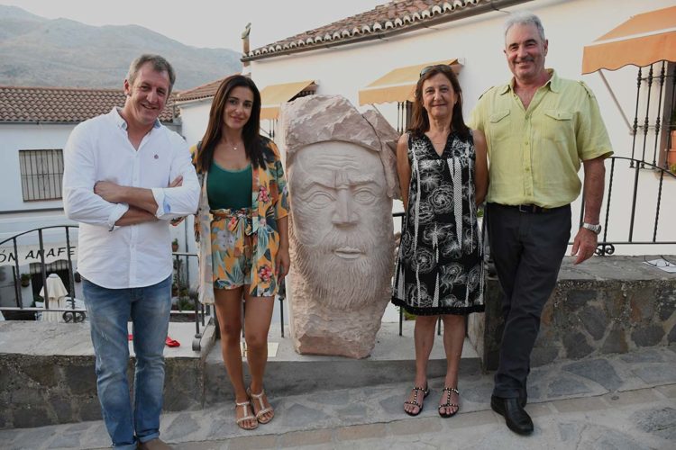 Parauta ya cuenta con una escultura del ‘rey rebelde’ Omar Ben Hafsún