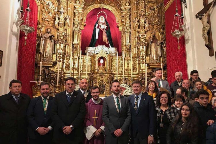 La Hermandad de la Columna mantiene un encuentro en Sevilla con la Hermandad del Cristo de las Tres Caídas y la Esperanza de Triana