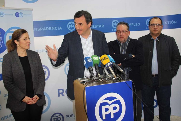 Parlamentarios malagueños del PP presentan un escrito en la Junta reclamando el arreglo urgente de las carreteras cortadas entre Ronda y Sevilla