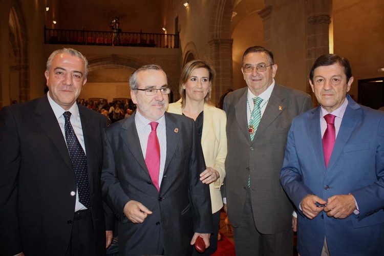 División de opiniones entre los ex alcaldes socialistas sobre la celebración de primarias en Ronda