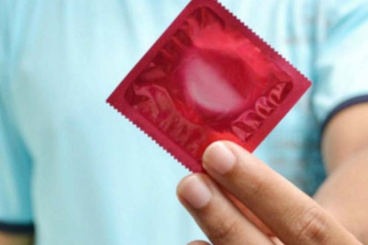 ARDE repartirá este sábado más de 3.000 preservativos entre los jóvenes con motivo del Día contra el SIDA