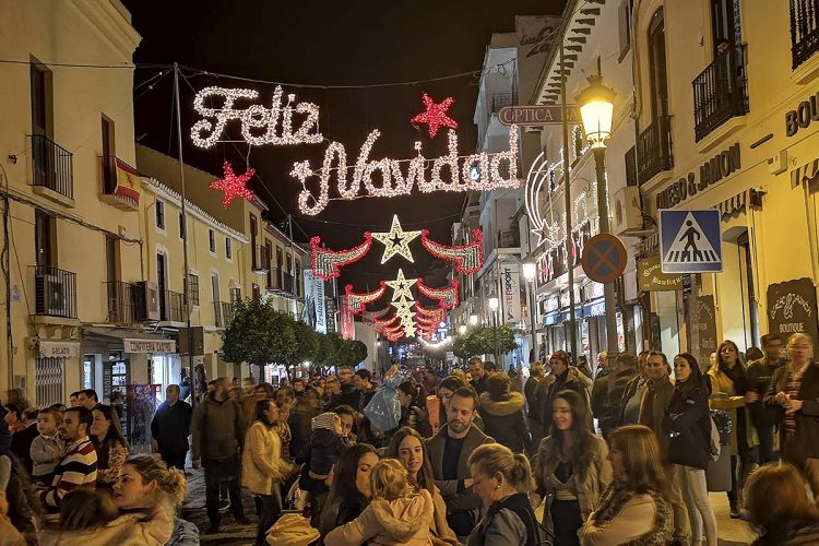 Papá Noel recorrerá las calles rondeñas el viernes e inaugurará el poblado navideño de la Alameda
