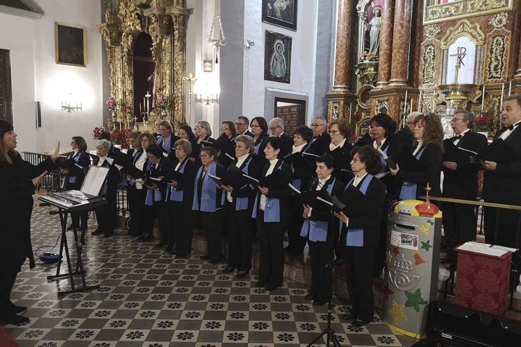 El Orfeón Vicente Espinel anunció la llegada de la Navidad con dos magníficos conciertos de villancicos tradicionales