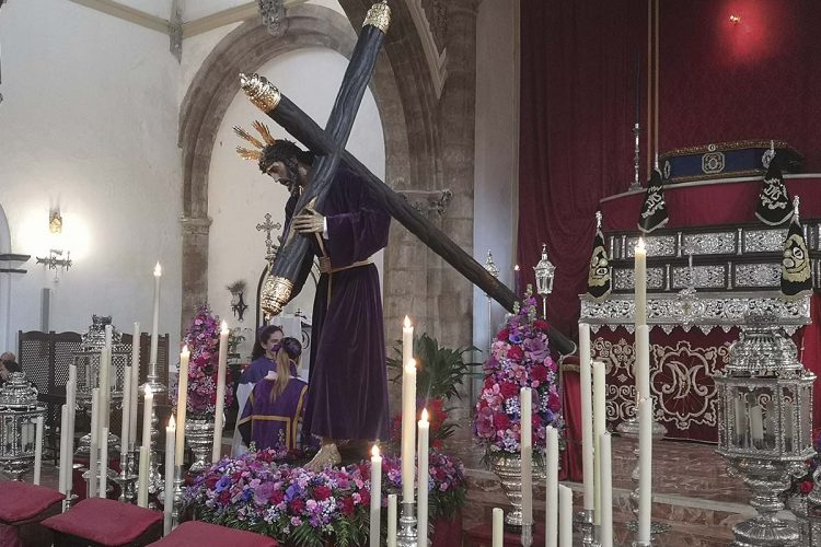 Itinerario de de Ntro. Padre Jesús Nazareno para presidir el primer Vía+Crucis de la Agrupación