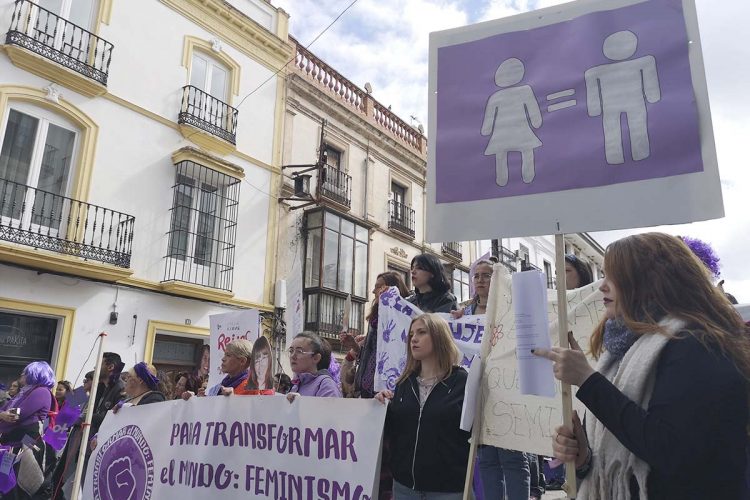 Las mujeres de Ronda salen a la calle el 8 de marzo para reclamar la igualdad