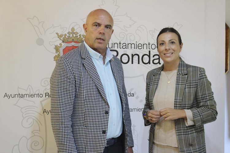 El docente e historiador Faustino Peralta es nombrado cronista oficial de Ronda