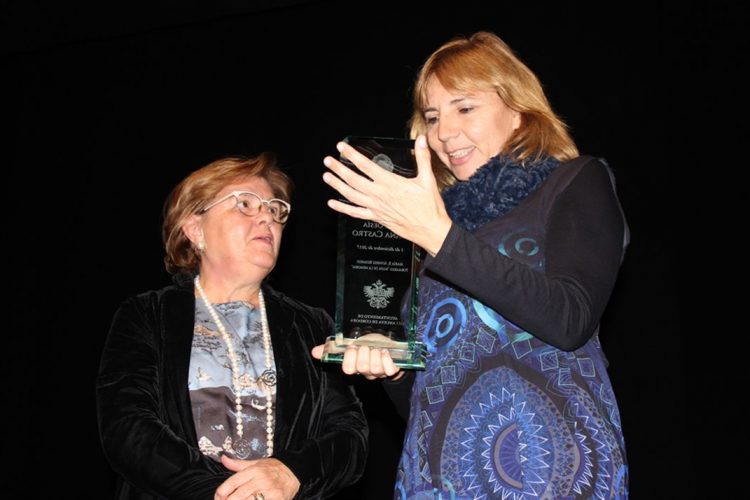 María Álvarez Rosario gana el XX Premio de Poesía Ciudad de Ronda con ‘Una habitación propia’