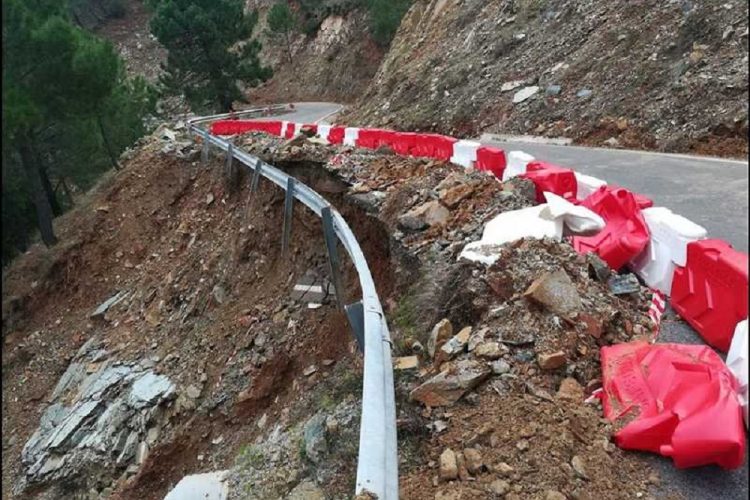 La Diputación destina 4,3 millones de euros para reparar diez carreteras de la Serranía afectadas por los temporales