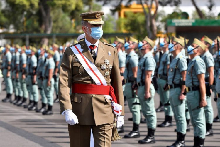 La Legión celebra en su base de Almería su centenario con la presencia del rey Felipe VI y con gran solemnidad