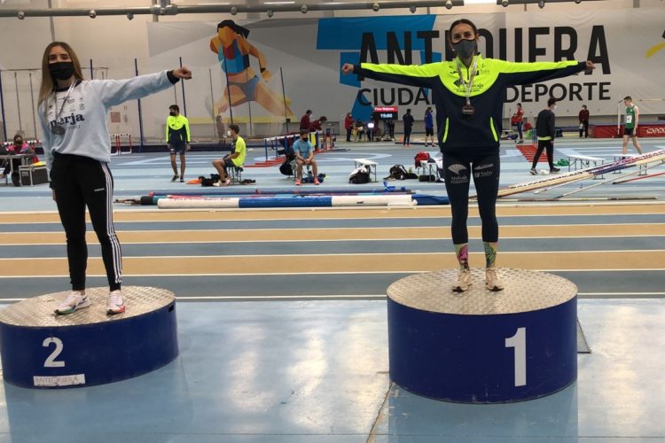 La rondeña Ana Ramírez se trae dos medallas de plata del Campeonato Andaluz de Atletismo
