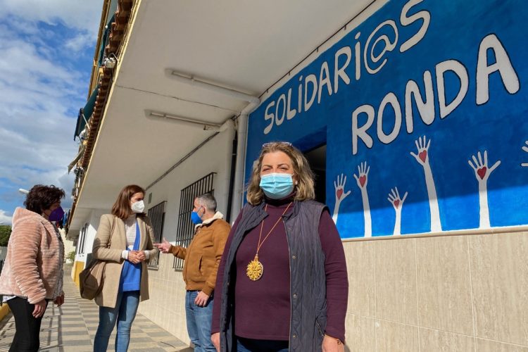 Pepi Chito, presidenta de ‘Solidarios en Ronda’: «nos estamos encontrando con situaciones muy duras»