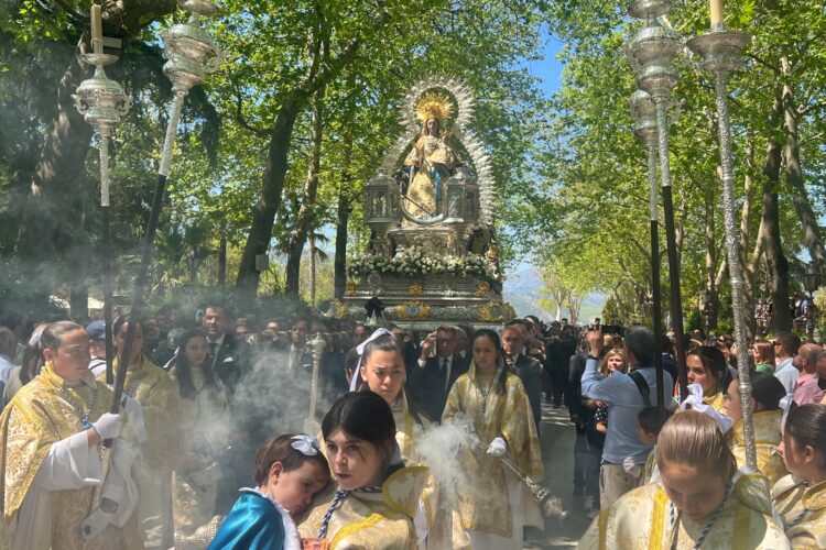 La Virgen de la Paz hace que Ronda brille en el 75 aniversario de su coronación como Patrona