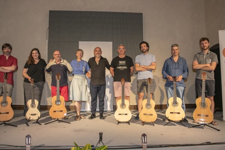 Homenaje a la guitarra y a la cultura española