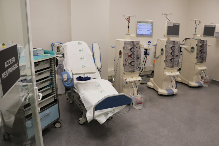 El Hospital de la Serranía incorpora una zona de atención de pacientes en aislamiento en Hemodiálisis
