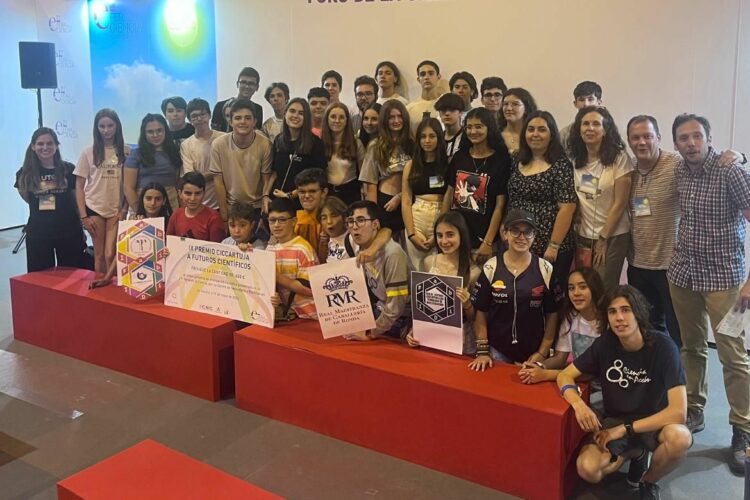 Alumnos del instituto Martín Rivero logran el primer premio ‘Futuros investigadores’ en la Feria de la Ciencia de Sevilla