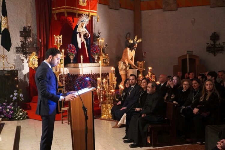 El cofrade rondeño José Muñoz ofreció un emotivo pregón a la Hermandad de la Columna