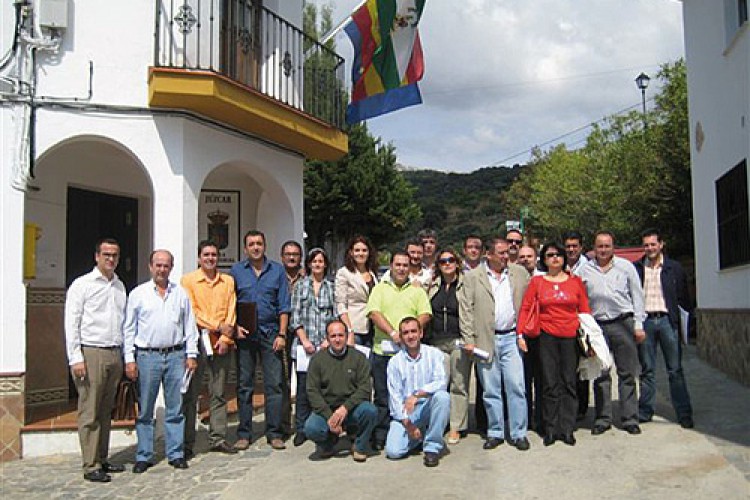 La unión llega a la comarca