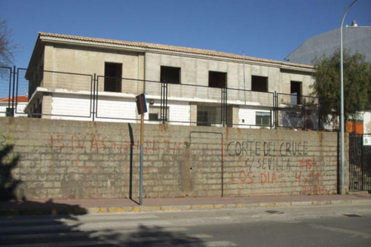 El abandonado edificio de ‘La Isla’ será la sede de las oficinas de Medio Ambiente y Agricultura de la Junta
