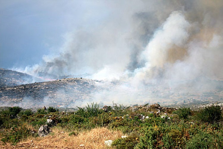 Un rayo provoca el primer gran incendio forestal