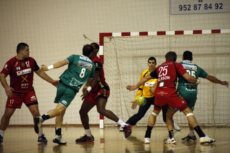 Gran tarde de balonmano en el memorial Jesús Morales