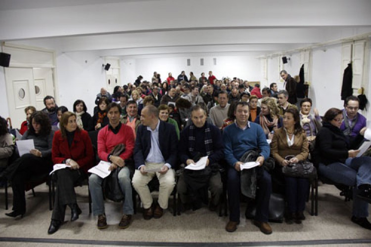 Unanimidad en la asamblea del PSOE para el congreso regional