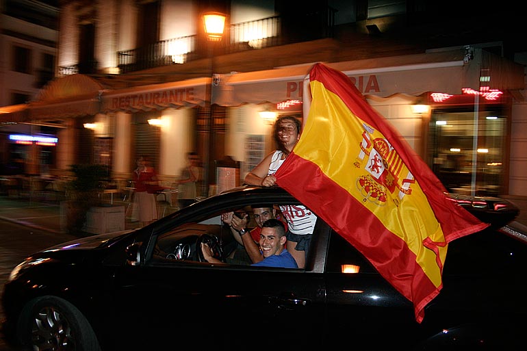 108_20100717/copa-del-mundo/futbol_campeones-del-mundo_20100629_005.jpg