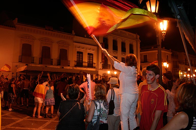 108_20100717/copa-del-mundo/futbol_campeones-del-mundo_20100711_013.jpg