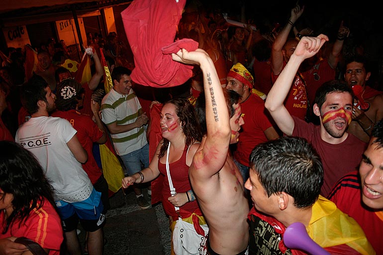 108_20100717/copa-del-mundo/futbol_campeones-del-mundo_20100711_036.jpg