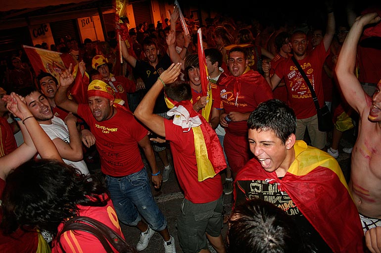 108_20100717/copa-del-mundo/futbol_campeones-del-mundo_20100711_037.jpg