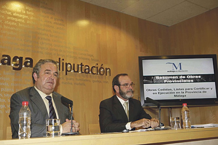 Diputación pone en marcha más de 300 obras en la provincia con una inversión de 54 millones de euros