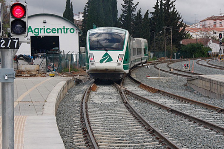 El viaje en tren entre Algeciras, Ronda y Madrid durará entre 13 y 24 minutos menos