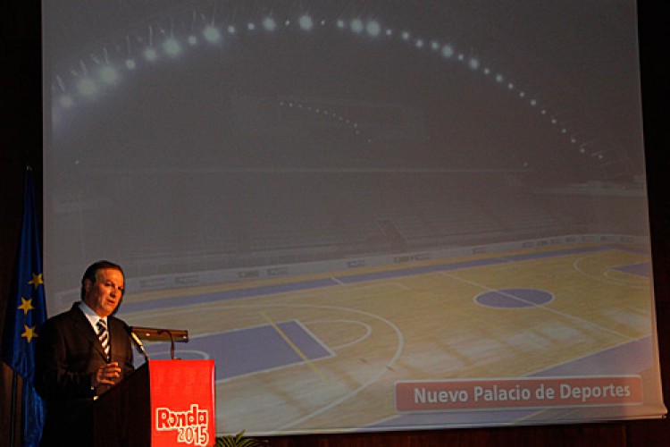 Marín Lara presenta el plan estratégico ‘Ronda 2015’