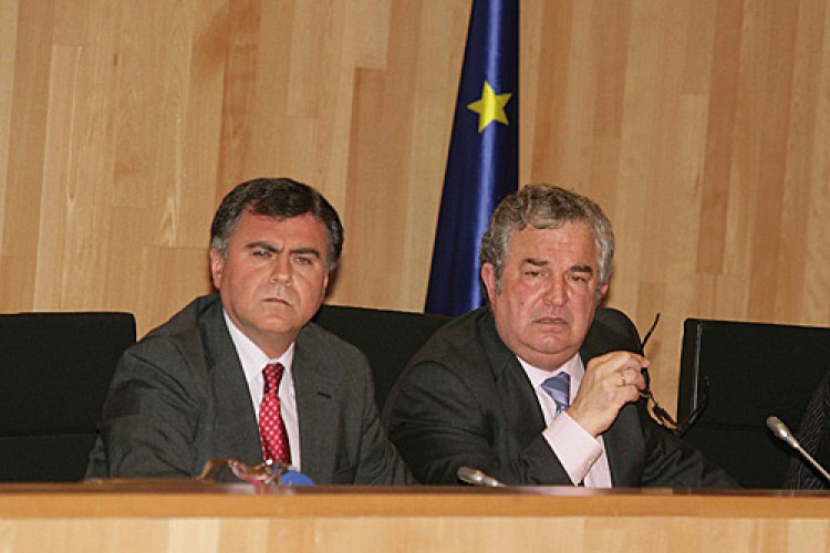 La Diputación aprueba en pleno 46,4 millones de euros para  el plan de concertación 2012