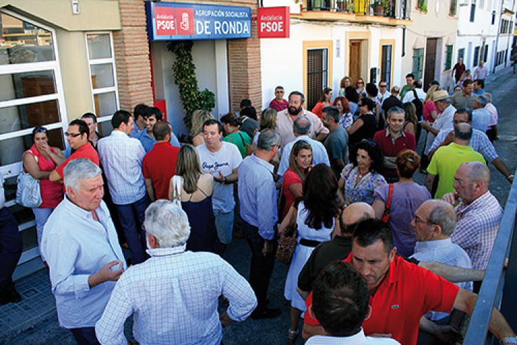 La asamblea del PSOE aprueba la nueva ejecutiva local propuesta por Cañestro