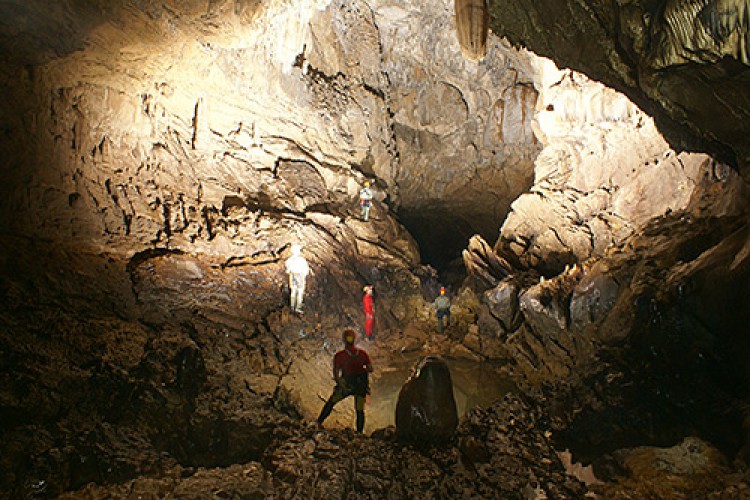 Registran 1,2 kilómetros nuevos en la Cueva del Gato