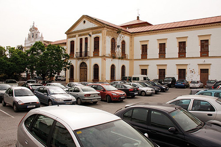 El Castillo podría convertirse en un colegio interno inglés