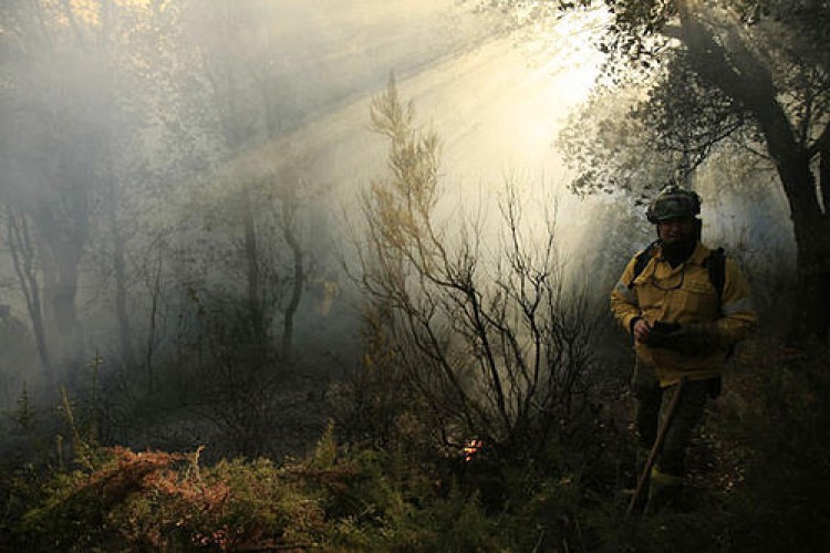 El incendio declarado en la Serranía queda estabilizado