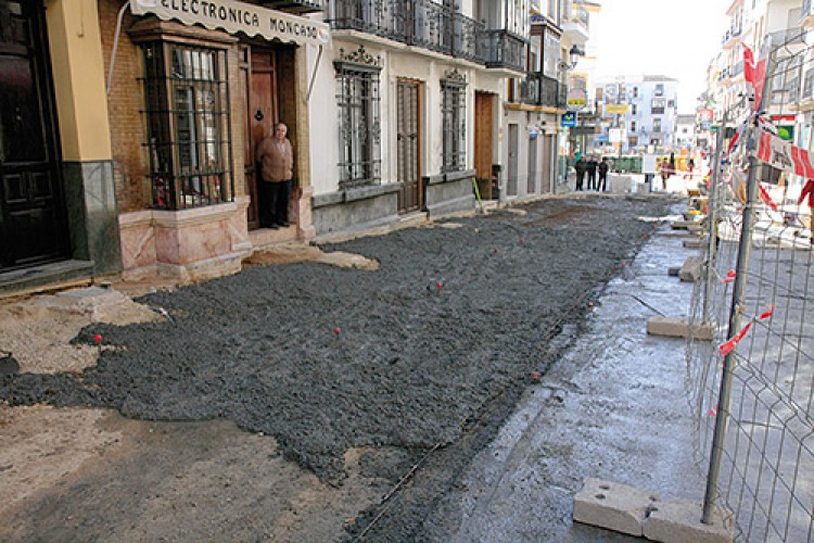 Paralizan las obras de la plaza de Carmen Abela para Semana Santa