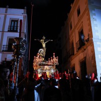 Paso del Cristo de la Sangre por calle Armiñán.