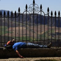 Los rondeños y los turistas han sufrido esta semana altas temperaturas.