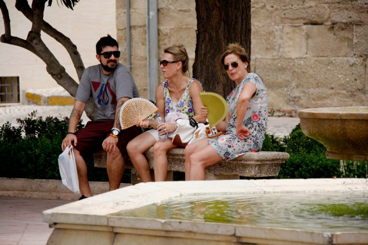 Ronda afronta otro fin de semana de calor con temperaturas de 37 grados y noches tropicales